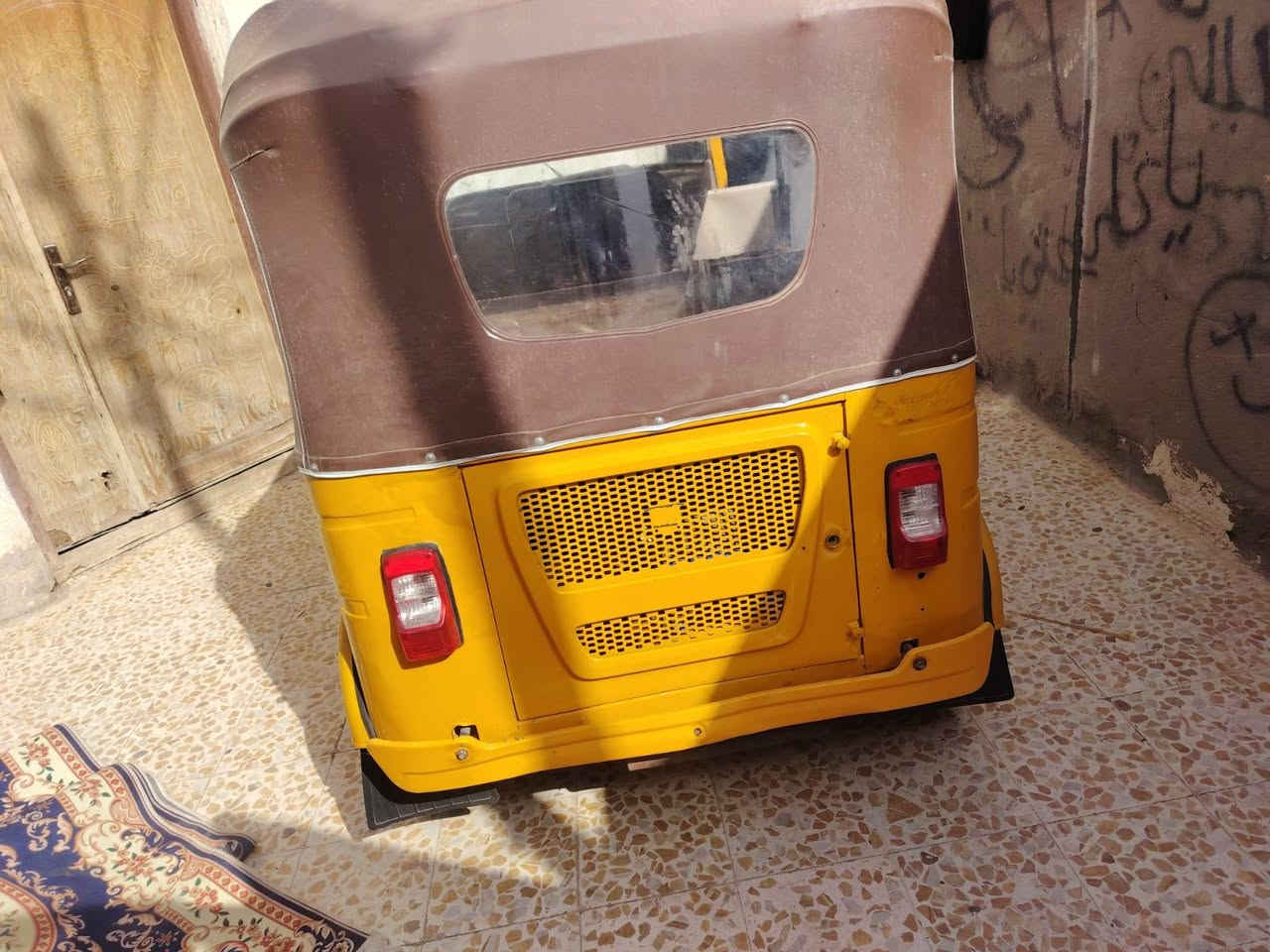 سلام عليكم تكتك البيع
#وكيلها شاكر موديل 22 

المكينة مبدل بيها بوش وبستم 

ومرشوشه جماليه 

المكان الجمعيات 

***********

السعر 6300 وبيها مجال
