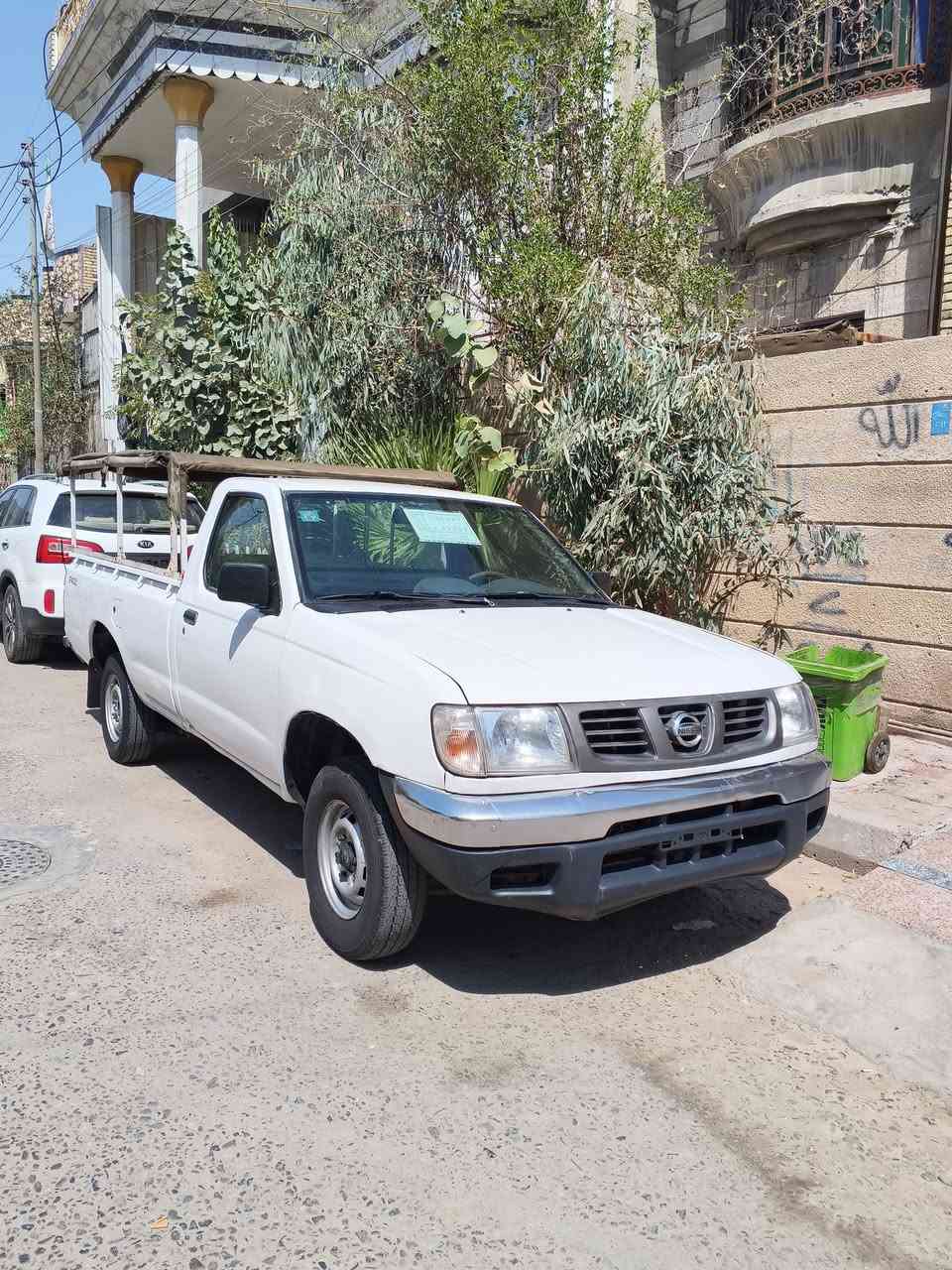 السلام عليكم بيكم نيسان خمسة جنكال موديل 2002سياره مصبوغة صبغ عام تخم تاير حداديه جدد تبريد شغال باسمي سنويه لغاية ٢٩ رقم بغداد مكان السيارة بصره بيهه بدايه بالمحرك السعر 50للاستفسار***********
