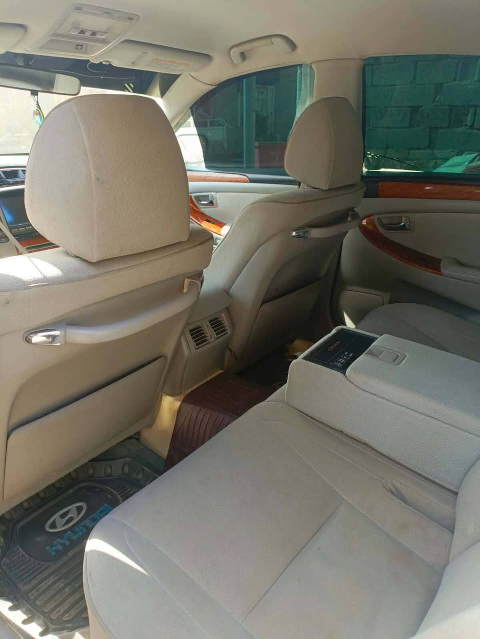 السلام عليكم 
شاهينه للبيع 
🔹 ادوات ادوات
🔹 كرستال أصل
🔹 كصة قمارة فقط 
🔹 دواخل بيجي
🔹 تخم تايرات جدد
🔹 كير ومكينه كارتون
🔹 كشنات كهربائي
سعرها 50 وبيها مجال 
مكاني ناصريه 
للاستفسار اتصال فقط 
***********
