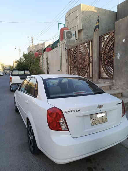 اوبترا 2011
للبيع رقم كربلاء باسمي السيارة بحالة جيدة محرك كير تبريد 
 بيهه ضربه بسيطة بالجاملغ وقليل من الدعامية راجعه عليهه ستوته وصبغ قليل بالداير والباقي كفاله السعر 80  ورقة 
***********
