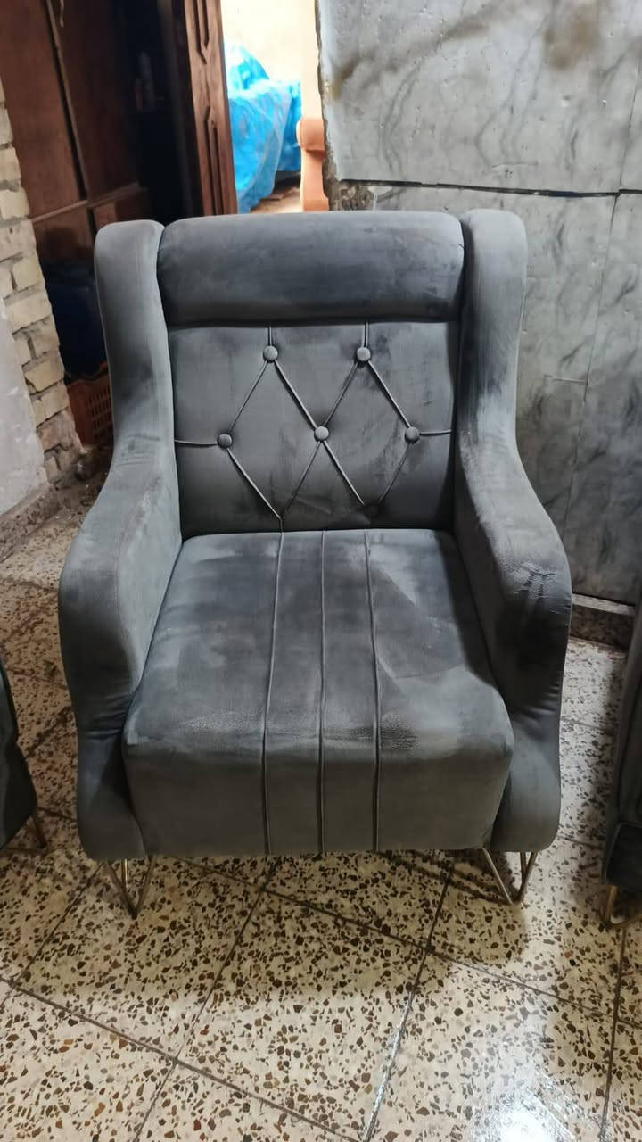 تخم 10مقعد 💺 نضيف جدا اي ضرر مابي سعر ,240,بي مجال مكان ألبياع *********** يوجد ب
