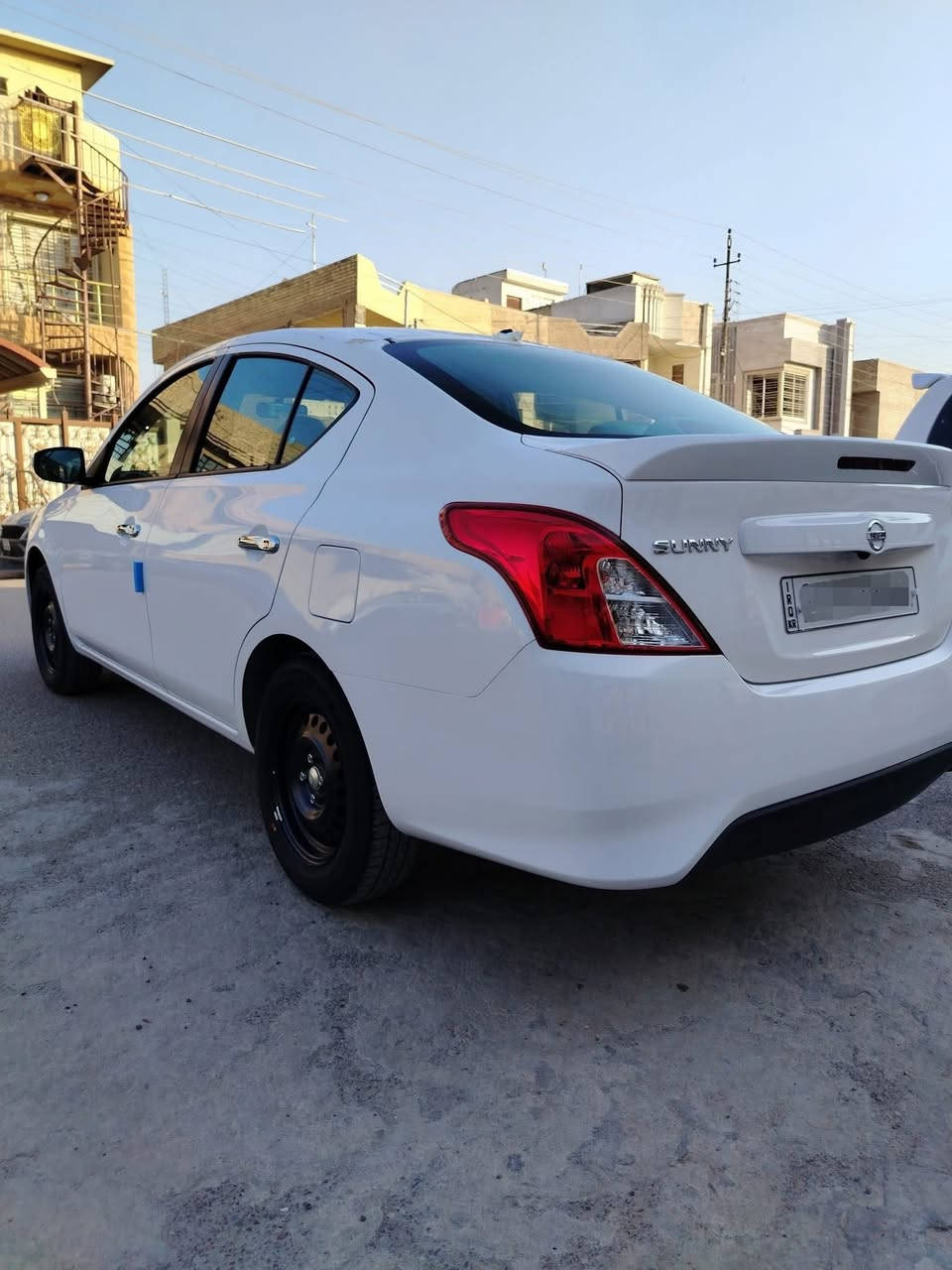 سلام عليكم نيسان صني 2025 كفاله عامه ماشيه 15 سياره جيديه اريد مراوس بسيراتو بس كون نضيفه ومماشيه هواي *********** بي واتساب مكاني نجف
