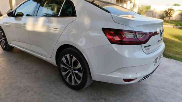 السلام عليكم
للبيع رينو ميجان موديل 2023 رقم أربيل 22
محرك ١٦٠٠ تنفس طبيعي
داخل لونين
كشنات جلد
4 جامات اوتو فتح واغلاق
لايت LED 
بلوجكترات امامية
 ليد ضباب خلفي
تحكم بأرتفاع اللايت من داخل السيارة
تحديد مسار 
اشاير بالمري
بصمة 
بصمة تشغيل
بصمة ابواب
مري شفط 
مري كهربائية
ترحيب داخلي 
ترحيب خارجي
منفذ aux
منفذ usb
تثبيت سرعة
قفل سرعة
كروز سرعة
قفل وفتح القفل عند الاقتراب والابتعاد 
قفل ذكي
كامرة خلفية دوارة
عداد شاشة ديجتال
انظمة قيادة 
تبريد قطعتين 
تبريد منفصل

الممشى 63000كيلو متر فقط
السعر135

***********/*********** بغداد
