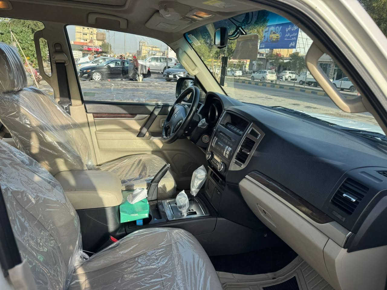 سلام عليكم باجير موديل 15رقم بغداد دولي حبتور السياره مكفوله كفاله عامه معالجين الطسه مالتها مكينه وكير وحداديه وتخم تاير وتبريد مكفولات تحويل ثاني يوم 
السعر ب185
*********** النجف, العراق
