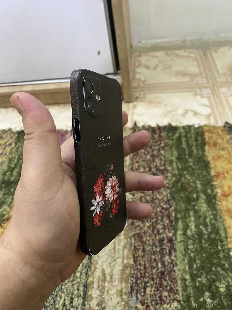 ايفون 12 عادي ذاكرة 128 بطارية 68 الظهر مفطور ومغلف كولة شغال فقط البصمة وجه واكفة السعر 175 بغداد القاهرة *********** بيع فقط
