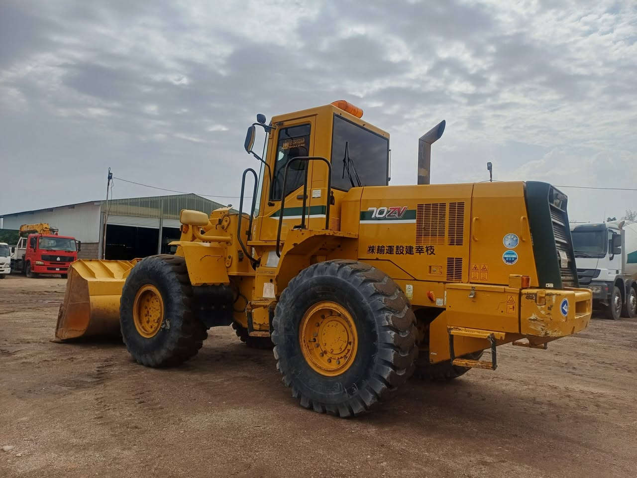 طابت اوقاتكم..
شركة أمواج ضفاف الرافدين 
لتجارة المعدات الثقيلة
 والتعهدات والوكالات التجارية
 شفل كاوسكي 70ZV 
وارد ياباني رقم بصر ة تحويل مباشر
📌العنوان محافظة البصرة 
{ الزبير طريق سفوان } 
للاستفساراكثر اتصل على الأرقام التالية
• Mob :-  ‎*********** 
• Mob :-  *********** 
• WhatsApp :- ***********
