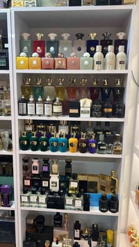 مجموعه عطور اوريجينال للحجز والاستفسار واتساب 07741477674