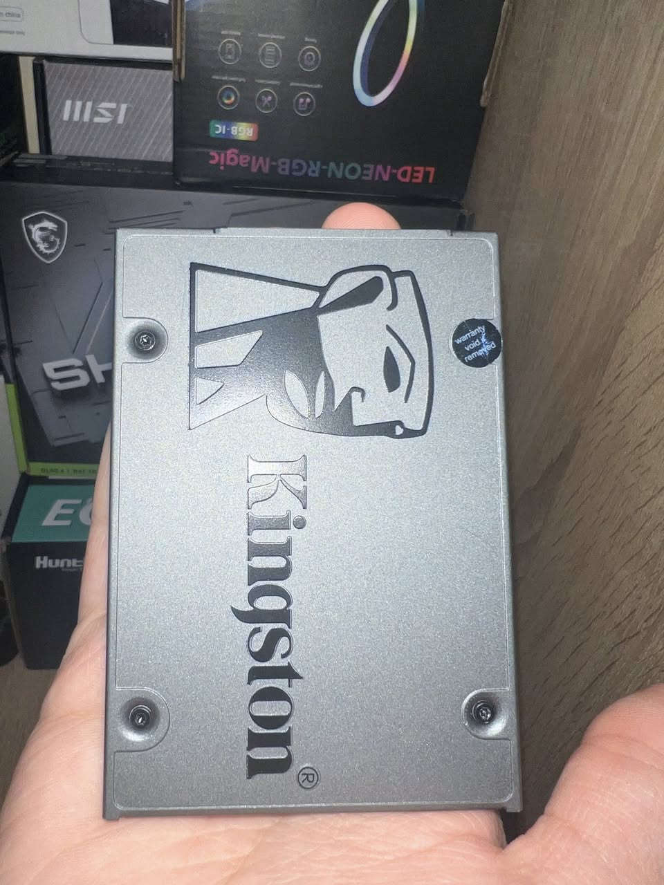 اسلام عليكم موجود هارد مستعمل استخدام شخصي 

480GB SSD كينك ستون
ب60 الف


**إذا كنت صاحب هذا الإعلان وتريد حذفه لأي سبب، رجاءا أرسل رسالة إلى الدعم الفني**