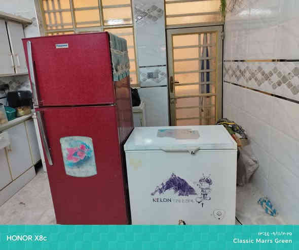 سلام عليكم ثلاجه نضيفه شرط الشغل المجمده شغاله شرطالشغل مكاني مدينت الصدر *********** سعر ٣٠٠ بيهه مجال
