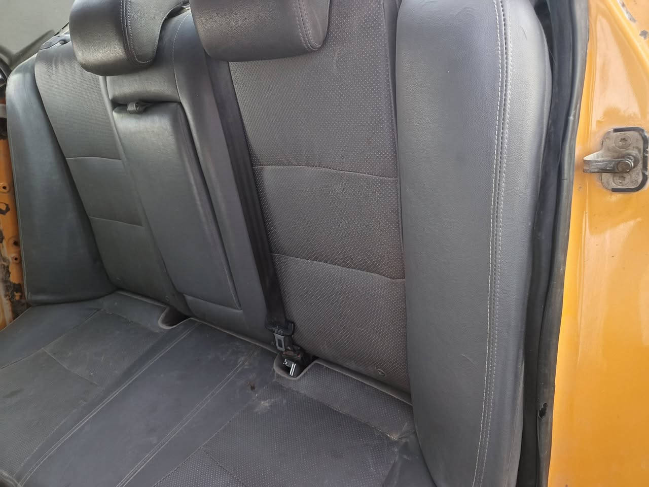 السلام عليكم جيلي ام كراند موديل 2013 رقم البصرة الماني السياره جاهزه محرك وكير جدد حداده جديده كهربائيات شغاله تخم تاير عوزه بس لكط خيسات السعر 14 وبيه مجال قليل لشراي مكان البصرة قضاء القرنه ***********
