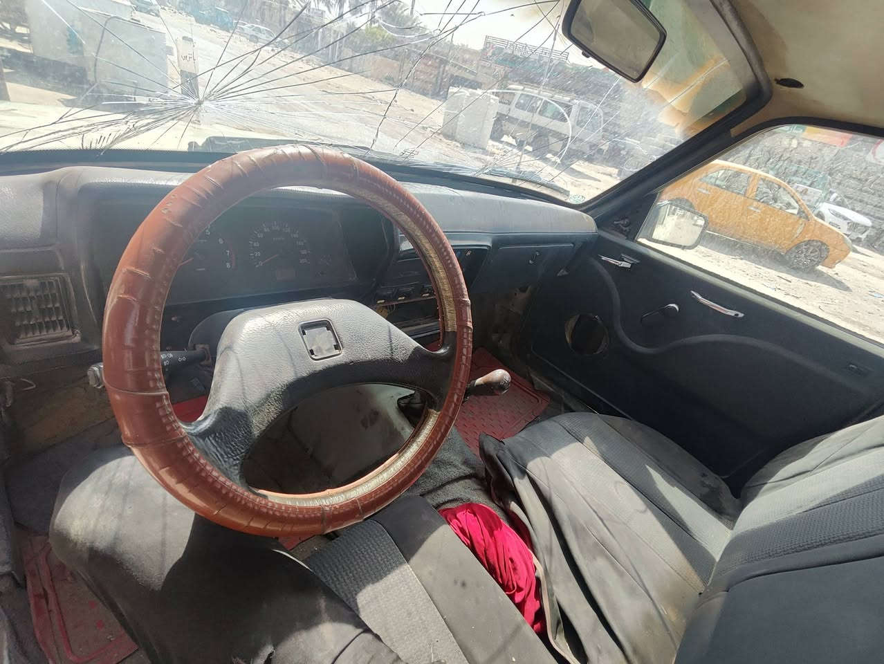 بيجوا بيكم موديل 2012 سياره شغاله رقم الماني بغداد سنويه ضايعه بيه بلاغ  مكاني بغداد البياع سعر 20 ورقه 
*********** بيه واتساب
