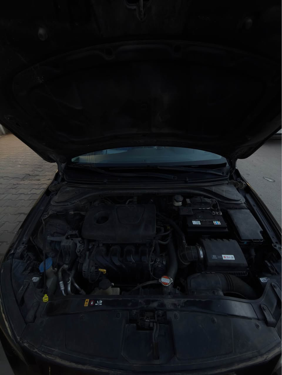 هونداي النترا مديل 18خليجي 
ضرره جاملغ خلفي فقط والسونار موجود بلصور 
نضيفه بسمي اربيل 
مكاني كربلاء 
*********** كربلاء, العراق
