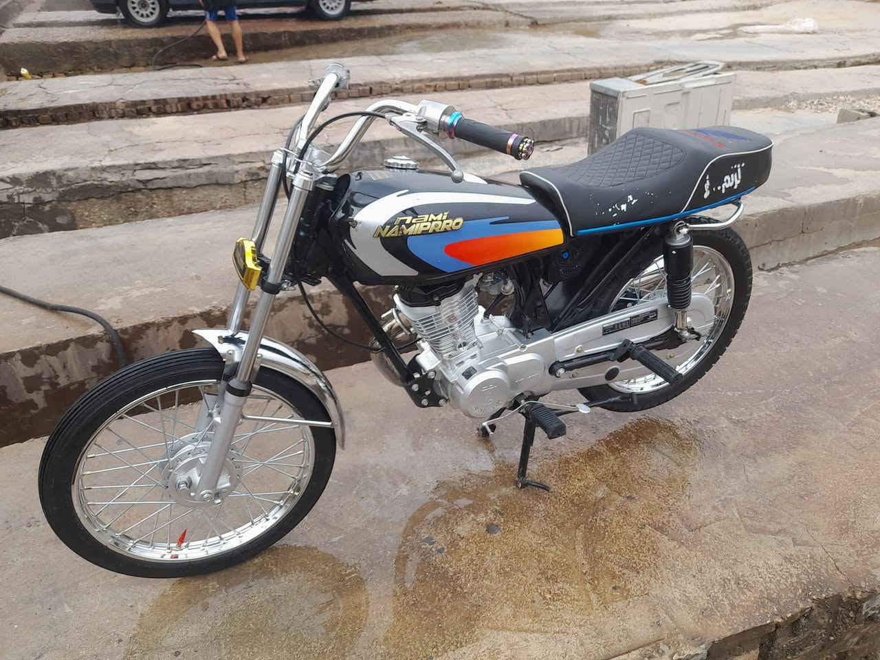 السلام عليكم نائمه للبيع كرك كلك دراجه جديده سعر خاص بالشراي ينتصل
***********
