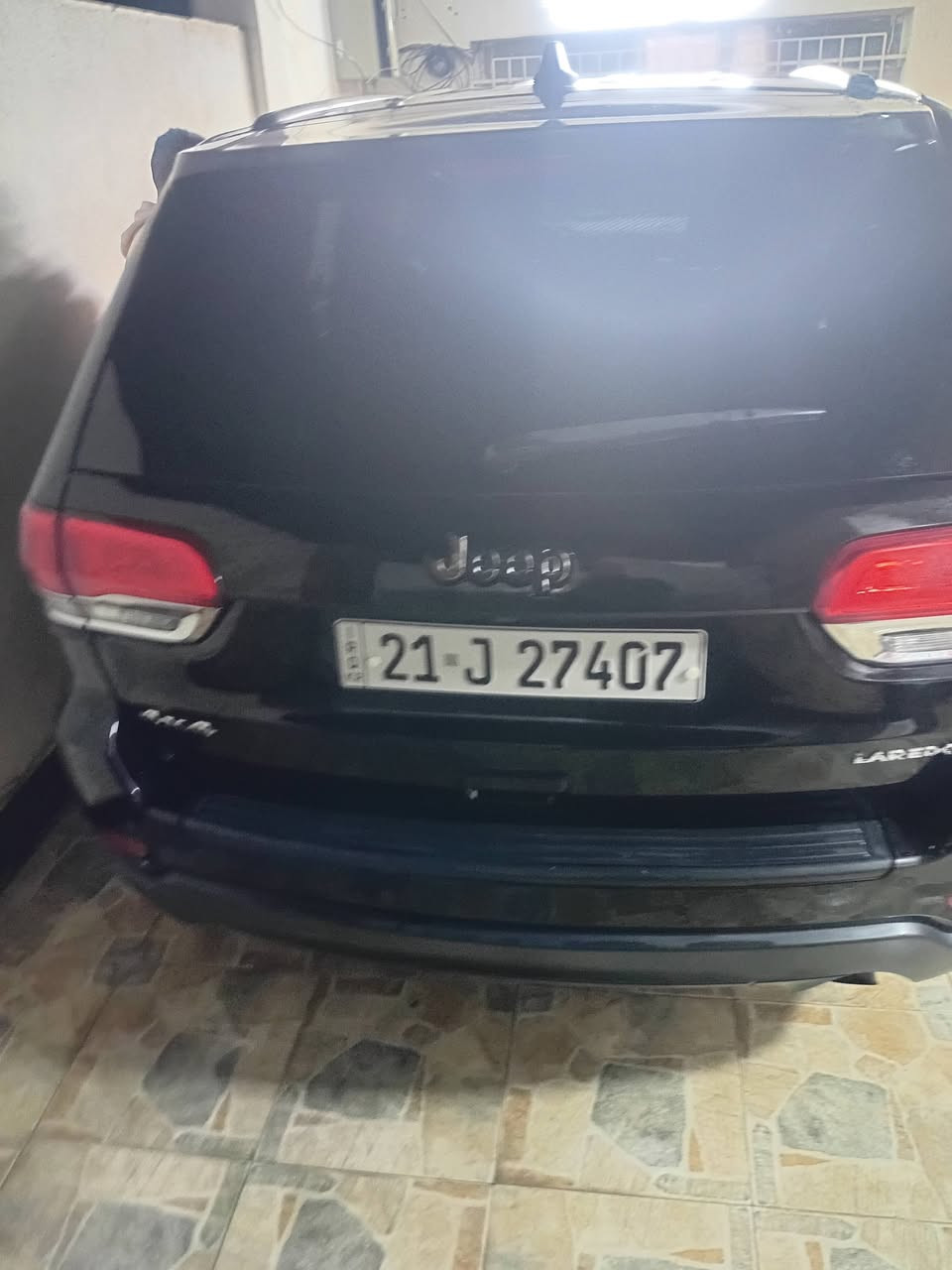 جيب شيروكي لاريدو ١٧ وارد امريكي كلين تيتل مكفوله بدون ضربه وبدون صبغ رقم شمالي مكينه وكير بالكارتون تخم تاير جديد بدون فتحه مكانها الصويره للاتصال 
*********** 
***********
ابوحسن &
