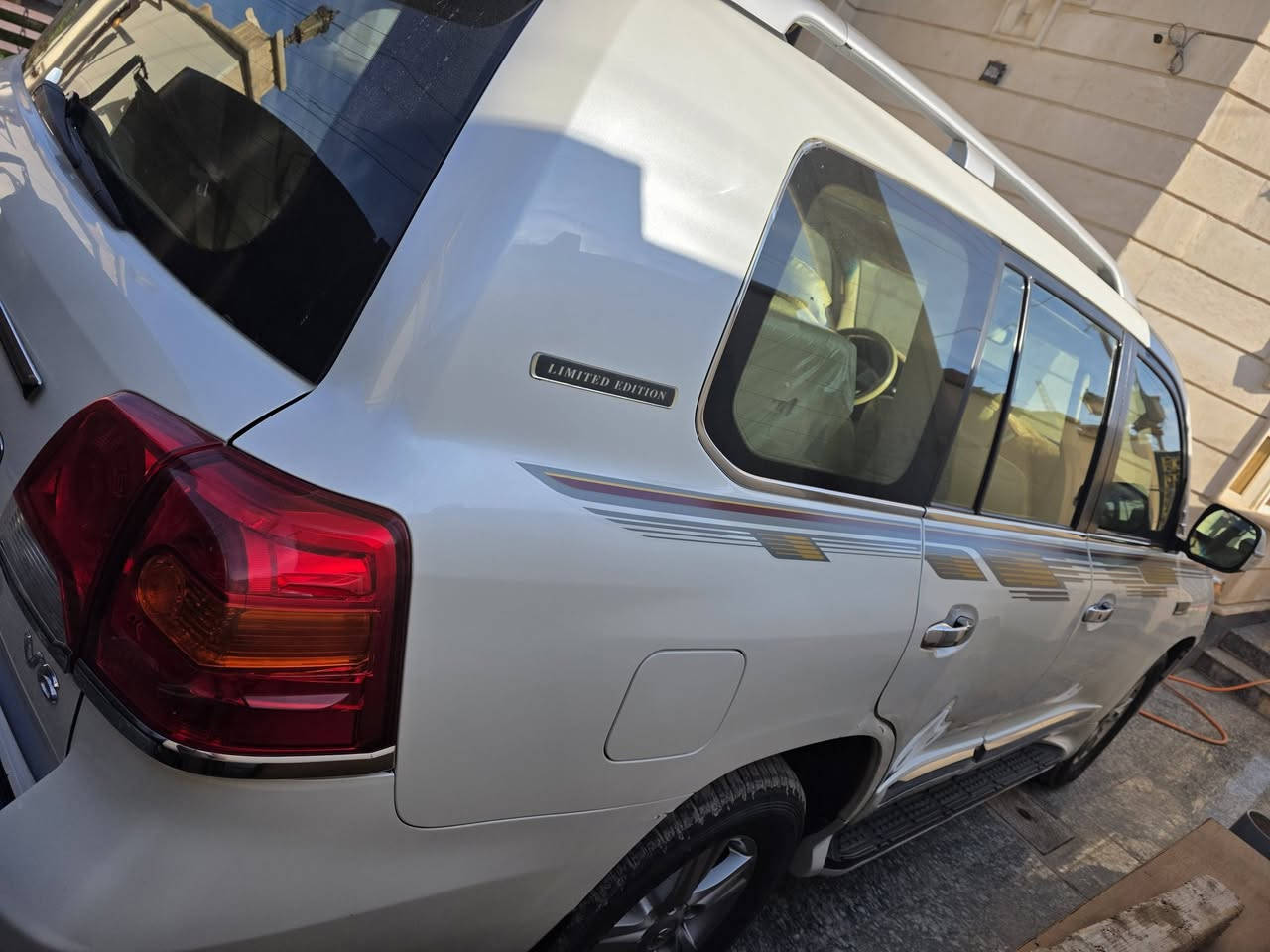 ﷽
‎ماشاءالله تبارك الرحمن 
‎سلام عليكم اخوان  للبيع تويوتا لاند كروز  السياره مكفوله  كير مكينه تخم تاير. كله بشرط الفحص : 
  ماشيه 175حقيقي الف رقم اربيل هزه ورقم جديد شرط التحويل
موديل 2014 اصل 
تكمه وسنويه اصل 14
مكفوووول كفالة عامه  محرك 6سلندر

‎سياره فوول مواصفات ١/١ 

‎المواصفات :
. مكفوله كفاله عامه  
‎حساس امامي ، خلفي 
‎تشغيل بعد 
‎كشنات جلد
‎ثلاجه 
‎تبريد لمس 
‎دفع رباعي مع قفل اكسل ديفلوك
‎حساس خلفي 
‎كامره  
‎شاشە ئایباد 
‎کامیرا 
‎كشن كهرباء 
عنوان تكريت الاتصال على الرقم ***********او***********
