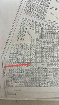 {{سلام عليكم }} قطعه أرض 300 متر للبيع  تباع كاملة أو 100 متر     واجه...