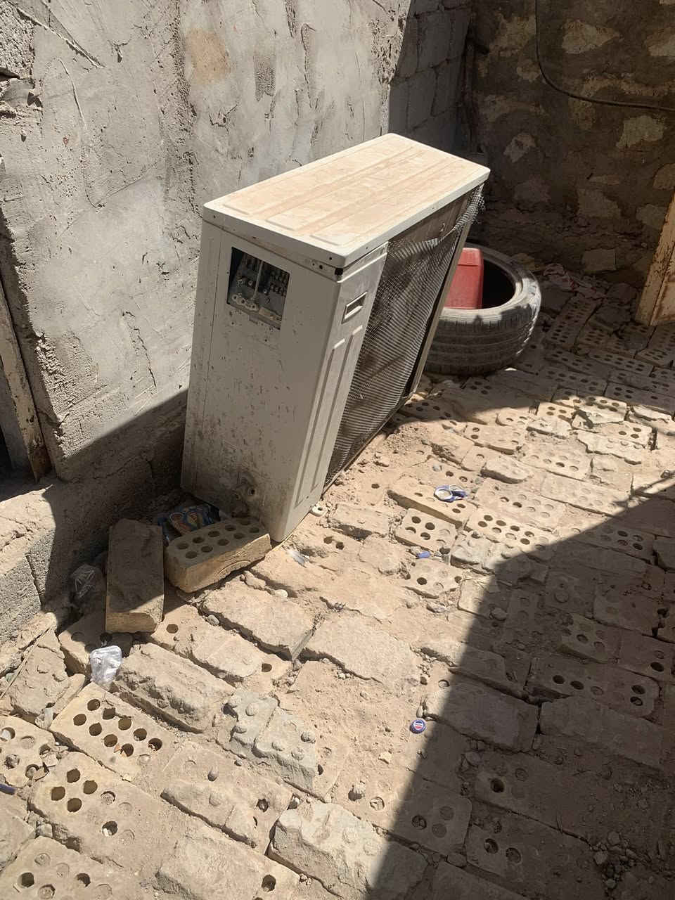 السلام عليكم عندي سبلت. طنين ومكيف طنين للبيع


**إذا كنت صاحب هذا الإعلان وتريد حذفه لأي سبب، رجاءا أرسل رسالة إلى الدعم الفني**