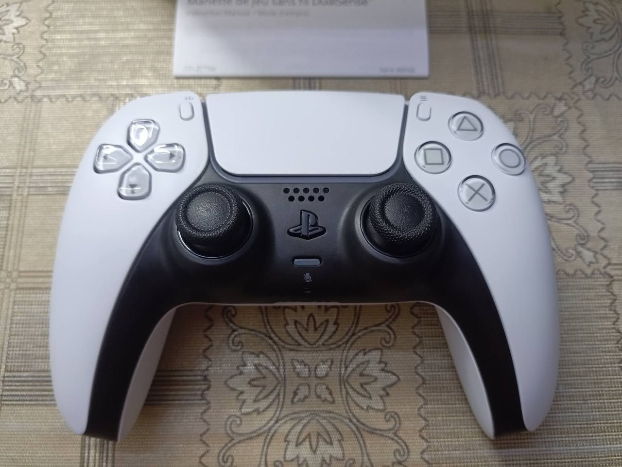 السلام عليكم جوستك PS5 جديدة غير مستخدم فتحتها من الكارتون علمود الصور انطي سعرك ويصير خير


**إذا كنت صاحب هذا الإعلان وتريد حذفه لأي سبب، رجاءا أرسل رسالة إلى الدعم الفني**