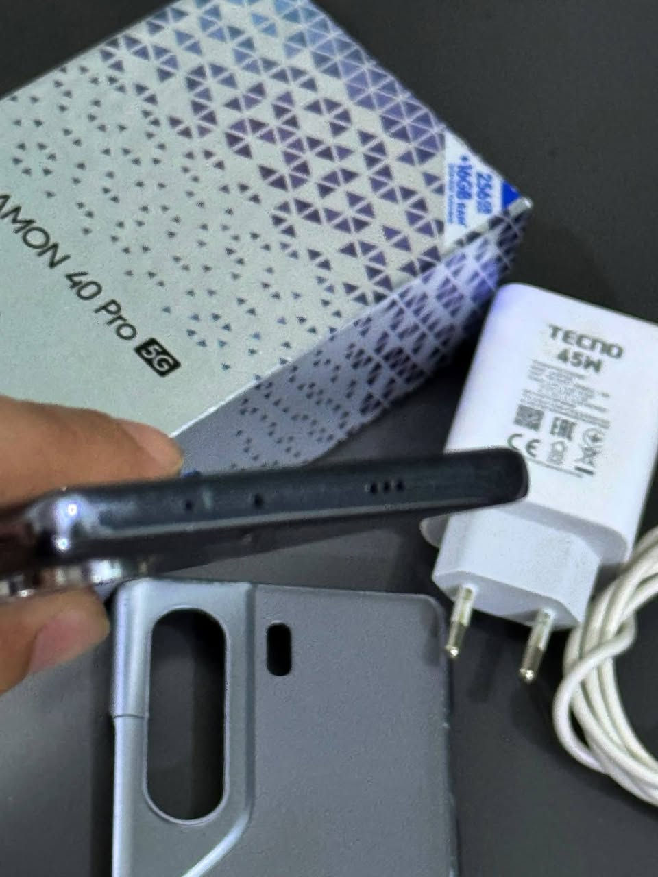 ادور مراوس مع بوكو X5 برو
او سامسونك قوي وين الي يدور ٩٠ فريم(اكستريم+)
تكنو كامون 40 برو 5G
ذاكرته ٢٥٦ رام ١٦ 
معالج دايمستي٧٣٠٠ طيارة
شاشه سوبر  امولد ١٤٤ هيرتز
بطاريه ٥٢٢٠ مع شاحن سوبر جارج ٤٥ واط
من الصفر لل١٠٠ فقط ٢٠ دقيقه
سماعاته ستيريو دبل سماعة صوت عالي ونقي
باللعب يعجبك سلس ومريح للاعصاب
لون مميز نفطي مشجر
الجهاز نظيف ومكفول من كلشي عدا ضربة بسيطة بالشاشه مضمونة وماماثرة علي خلاص وي الضمان 
مكاني فلوجة


**إذا كنت صاحب هذا الإعلان وتريد حذفه لأي سبب، رجاءا أرسل رسالة إلى الدعم الفني**