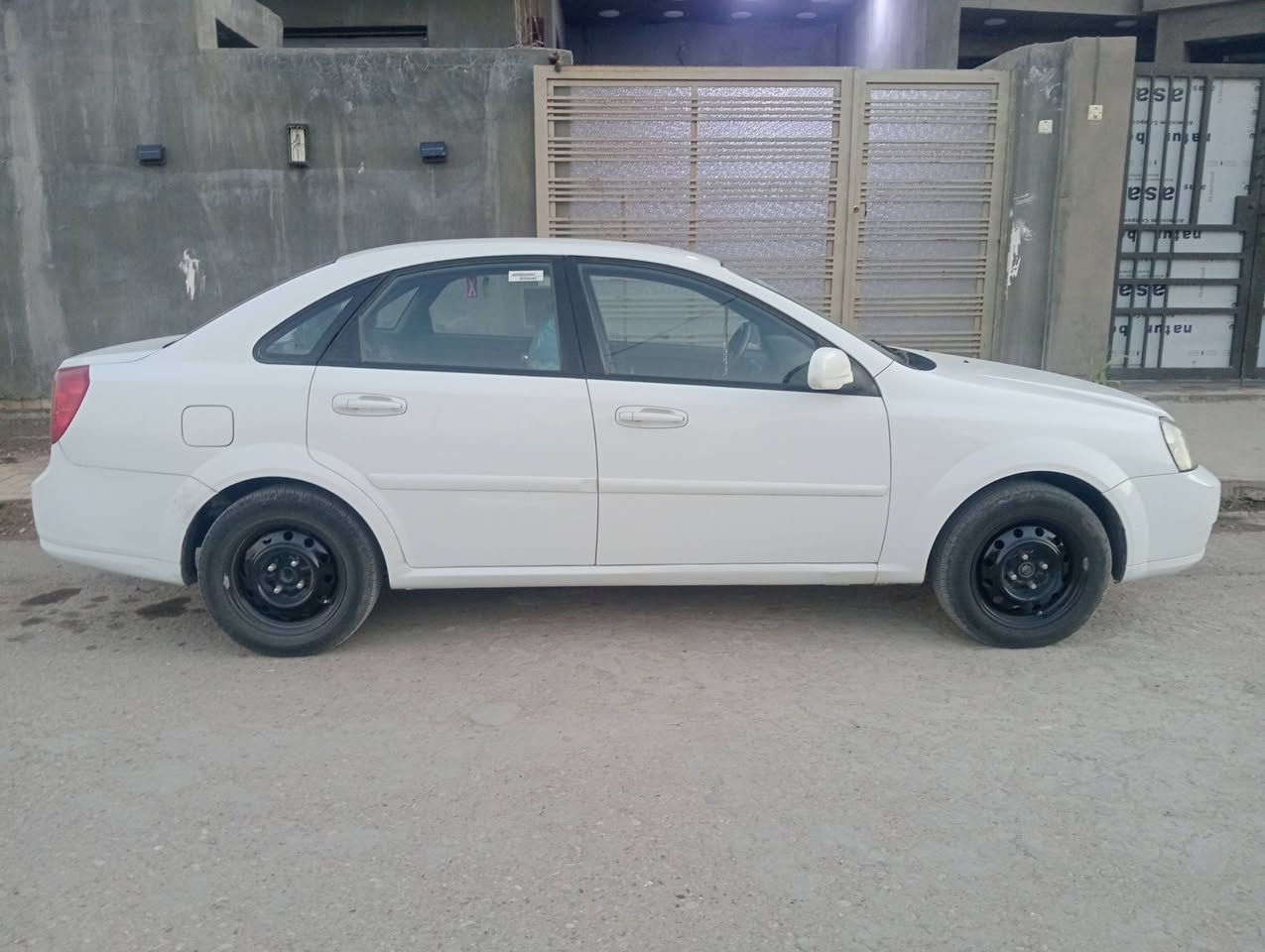 اوبترا م2014رقم شمالي اربيل للبيع رقم الهاتف ***********
