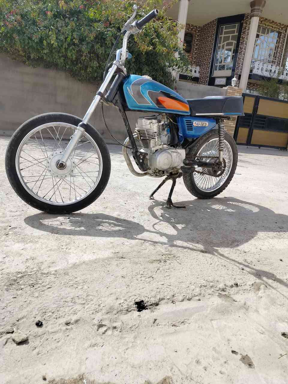 درجه نامه تانكي صفحيات جديده وكبيتر150 جديده لبرحه شديتهن درجه شلع كلش قويه لغشيم  شمره مديل 2020سعره 250نزلك حك جيتك فقط ما بيه اي مجال ***********
