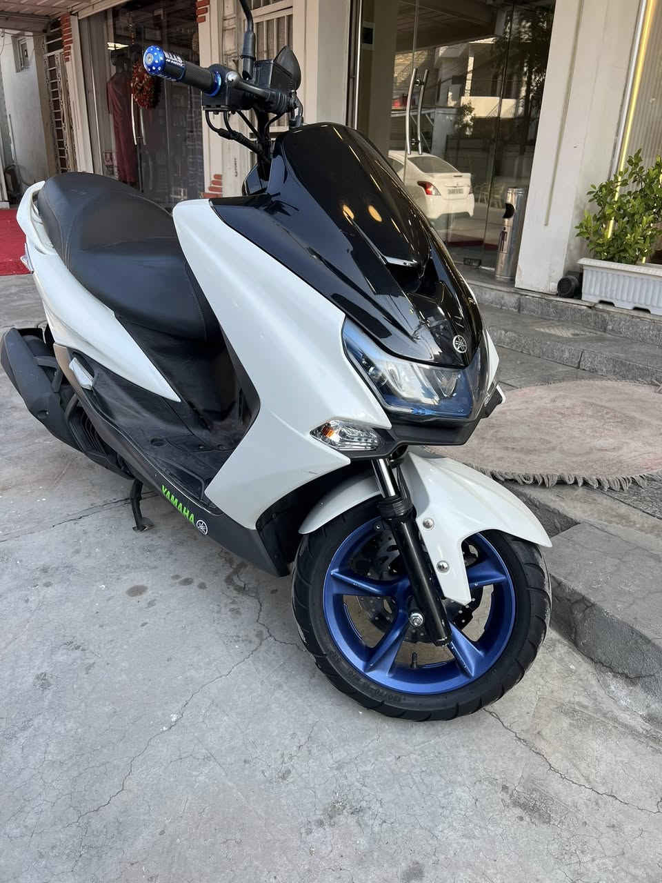 الاعظمية  ***********
