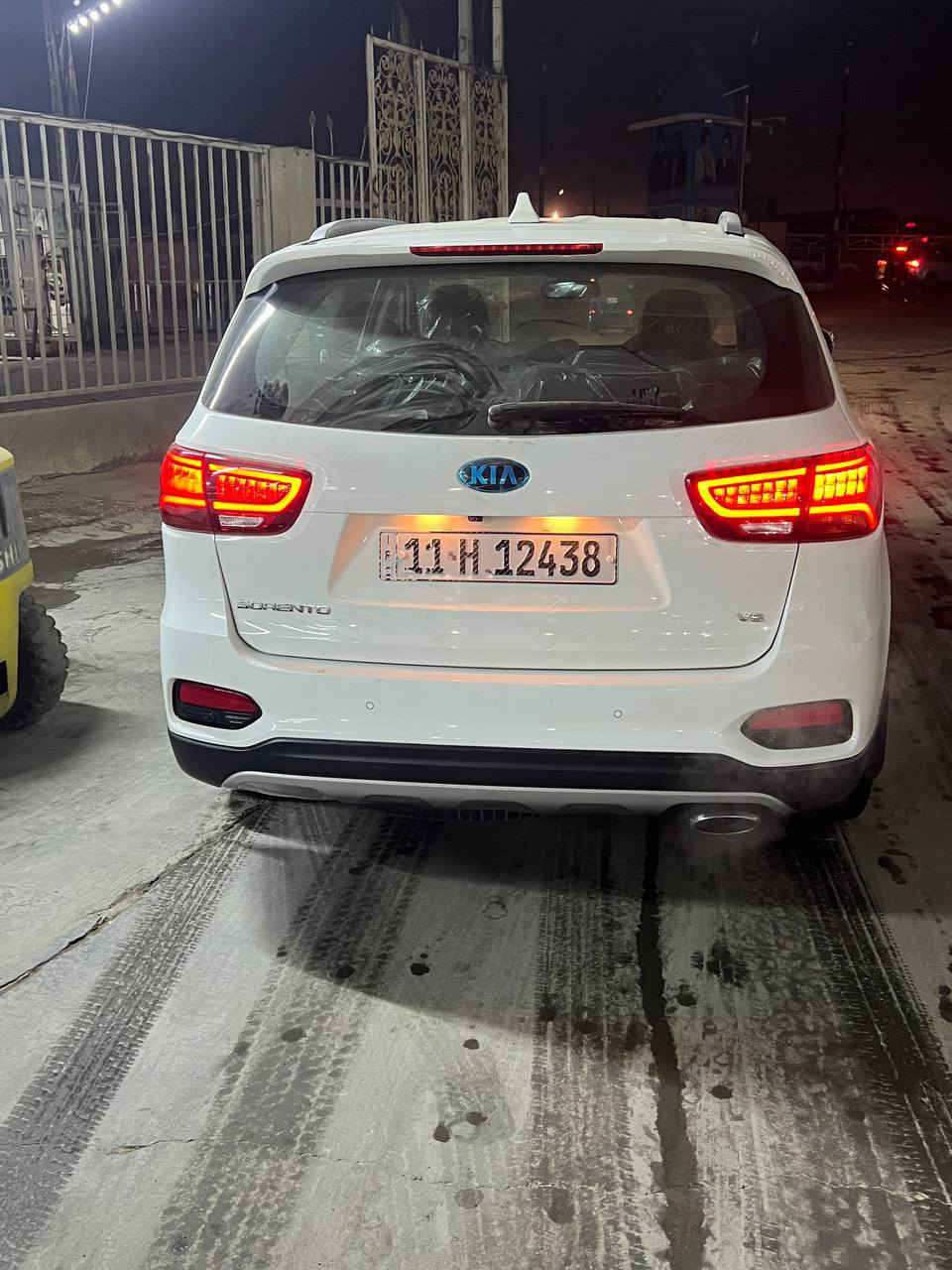 السلام عليكم سورنتو 2020 خليجي كفاله عامه ماشيه 55 رقم بغداد مشروع وطني فول مواصفات ما عدا البانوراما  7راكب حجم المحرك 6 سلندر جديد السياره عنوان السياره ميسان رقم الهاتف الاستفسار***********
