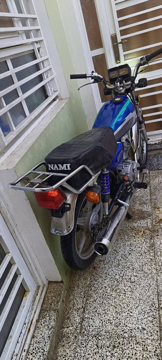 السلام عليكم 4كير كلك مكفوله من سرقه موديل 2022مفتوحه مره وحده الدراجه مكفوله من كلشي تعمير جديد كهباياته كله شغاله وجديده
العنوان نجف حاي العسكري السعر 350بيه مجال 

***********
