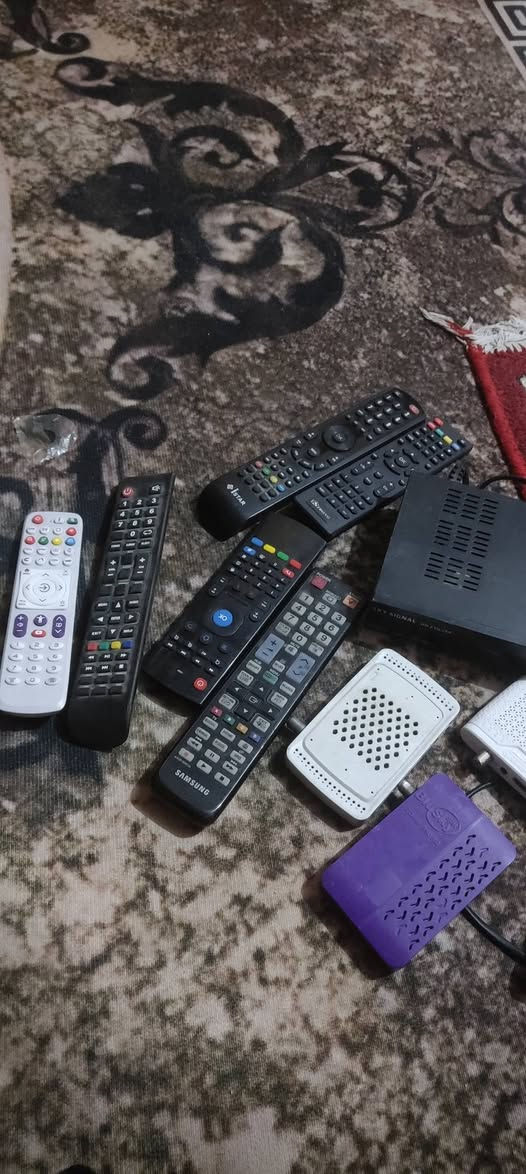 سلام عليكم عندي هاي مجموعه اجهزه ستلايت شلعه كلها  للبيع بدون ملحقات فقط الاجهزه مكاني بغداد مدينه الصدر توصيل ماعندي


**إذا كنت صاحب هذا الإعلان وتريد حذفه لأي سبب، رجاءا أرسل رسالة إلى الدعم الفني**