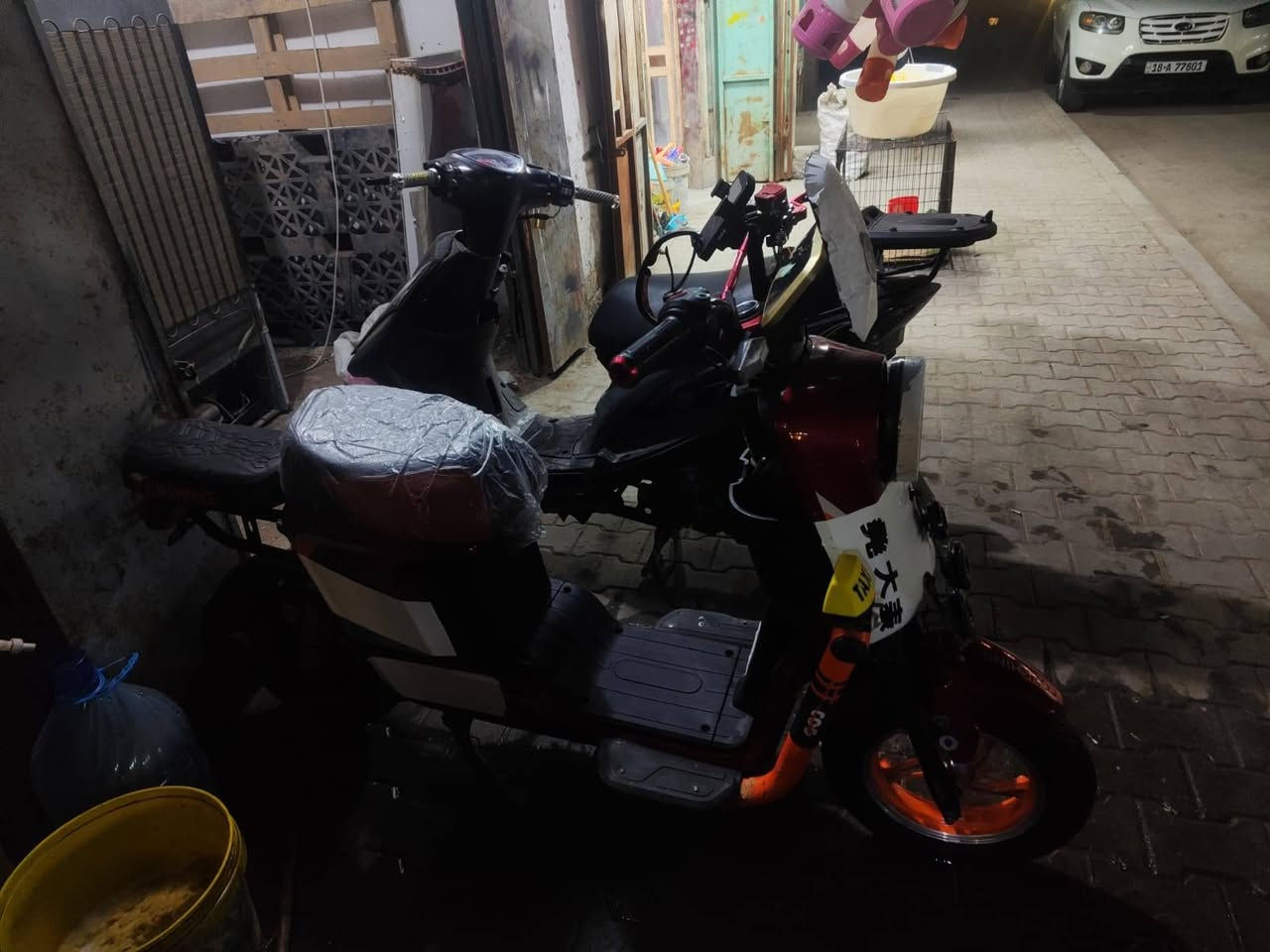 السلام و عليكم دراجه للبيع موديل 2025 فول موصفات كفاله عامه بطاريات 5 فول سرعه 120 بيه. شخوط قليله السعر 425, وبيهة مجال العنوان أبو الخصيب البهادريه التواصل ***********
