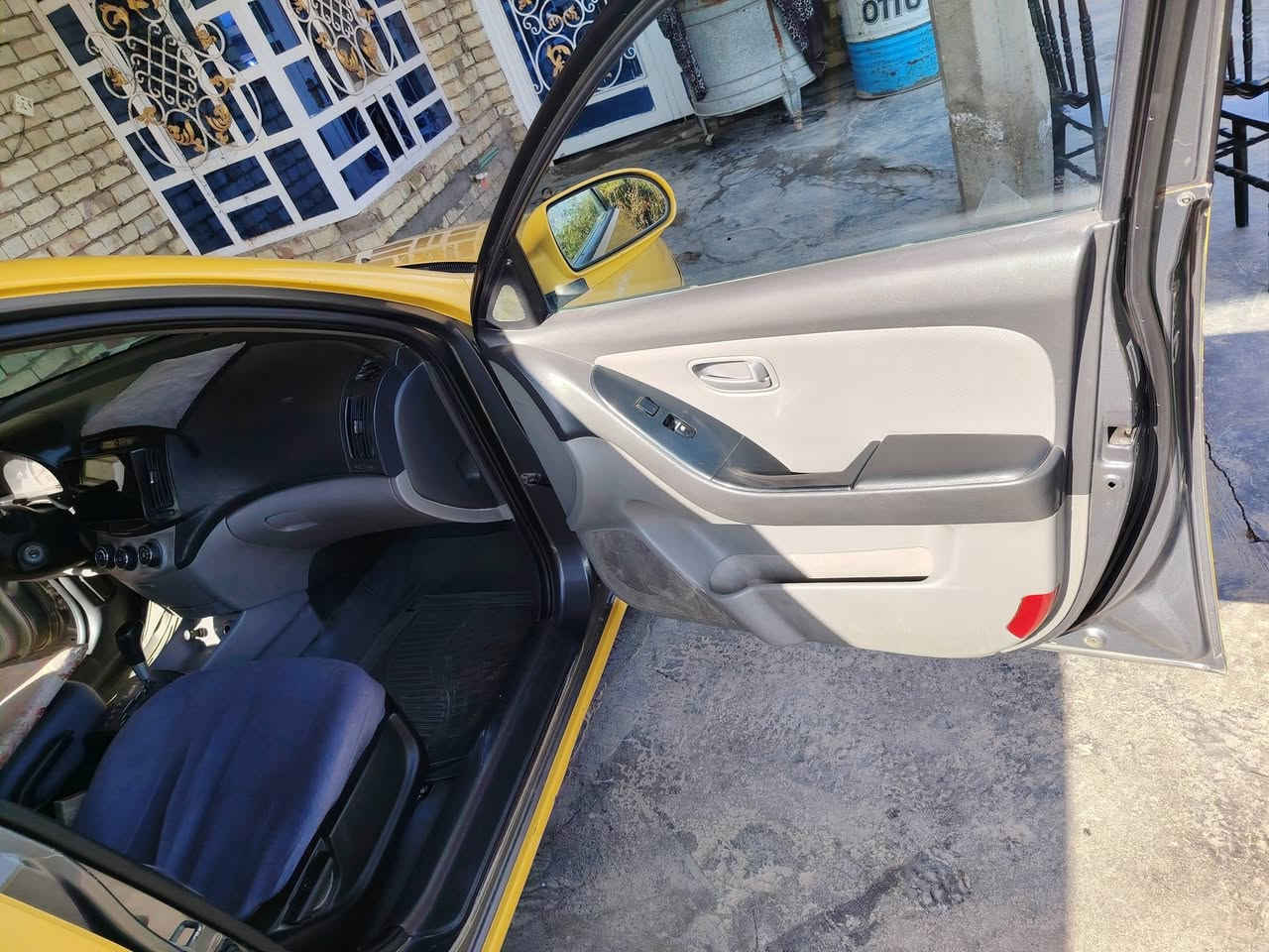 السلام عليكم
سياره النترا 2009  وارد امريكي
ليبل واحد . مصفره هيئه وغرامات
رقم أنبار  سنويه 2028
حادثها جاملغ خلفي ايمن مثل ما مبين بصوره ولباقي مكفول
مكينه وصدر وتبريد خير من الله 
السعر 83 وبيها مجال
*********** بي واتساب واتصال
***********
