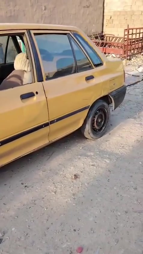 سايبه البيع ابيع بدون تحويل كوم حديد مكاني بغداد السعر 9 الشراي يتصل ***********
