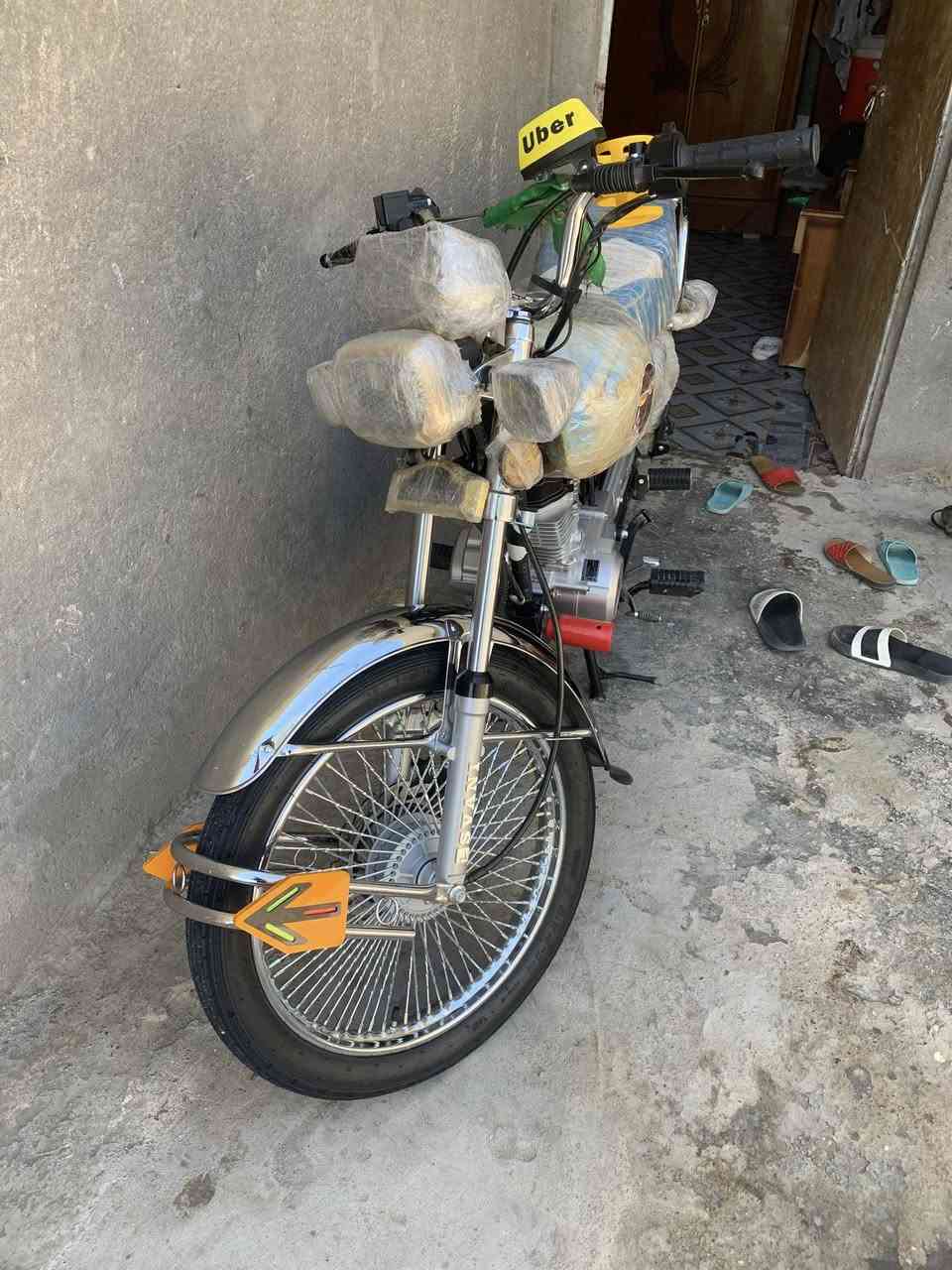 السلام عليكم ورحمة الله وبركاته دراجه سيفونه 24
مستعجلين على بيعته مكلف بنشر 
هاذ رقمه وتواصلو وياه 

‭0772 604 6294‬

‭0772 503 6773‬
