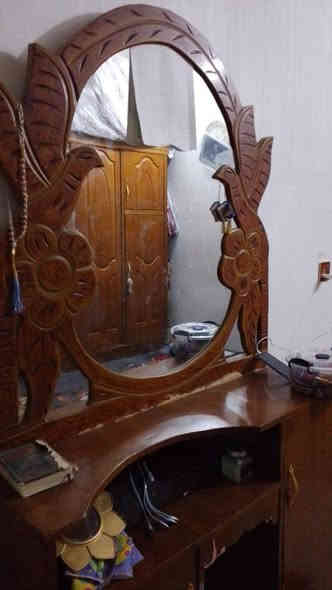 سلام عليكم غرفة للبيع ٢٥٠ وبيهة مجال عنواني بغداد مدينه الصدر رقمي ***********
