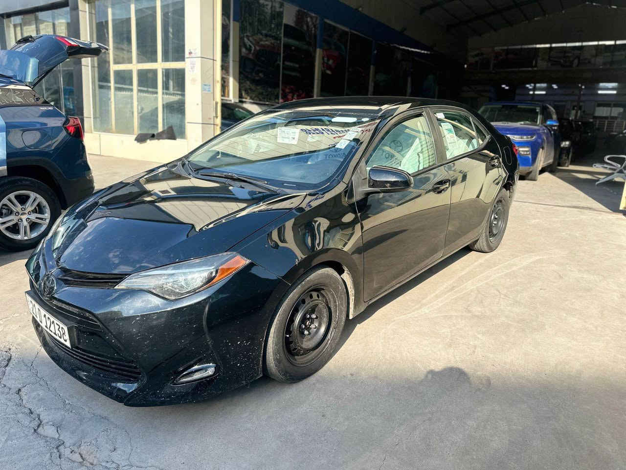 كورلا 2018 وارد أمريكي 🇺🇸
فئة LE (Corolla)
السعر 119ورقة و بيها مجال بسيط

ماشية: 43  ألف ميل فقد
رقم: سليمانية تحويل و غرامة شرط

✨ المواصفات ✨
 • محرك اقتصادي قوي وعملي حجم 18
 • ويل عادي 
 • شاشة + بلوتوث
 • كاميرا خلفية
 • مثبت سرعة
 • تحكم بالستيرن
 •  ترحيب أبواب
 • كشنات جلد ومخمل مريحة
 • إنارة LED
 • وضعية S

🚗 السيارة  :جملغ و باب خلفي كلير امريكي و بنيد مبدل شركة بدون دواخل بدون ارباك 
✔️ نظيفة جداً استخدام يومي وما تحتاج أي شي
واتساب و كورك 
*********** اكر, نينوى
