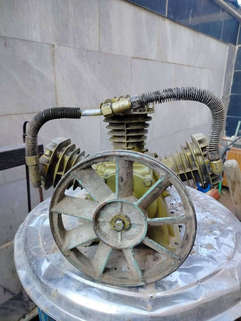 ضاغط هواية نوع ايطالي بلاديه سعر 160 بغداد زيونه


**إذا كنت صاحب هذا الإعلان وتريد حذفه لأي سبب، رجاءا أرسل رسالة إلى الدعم الفني**