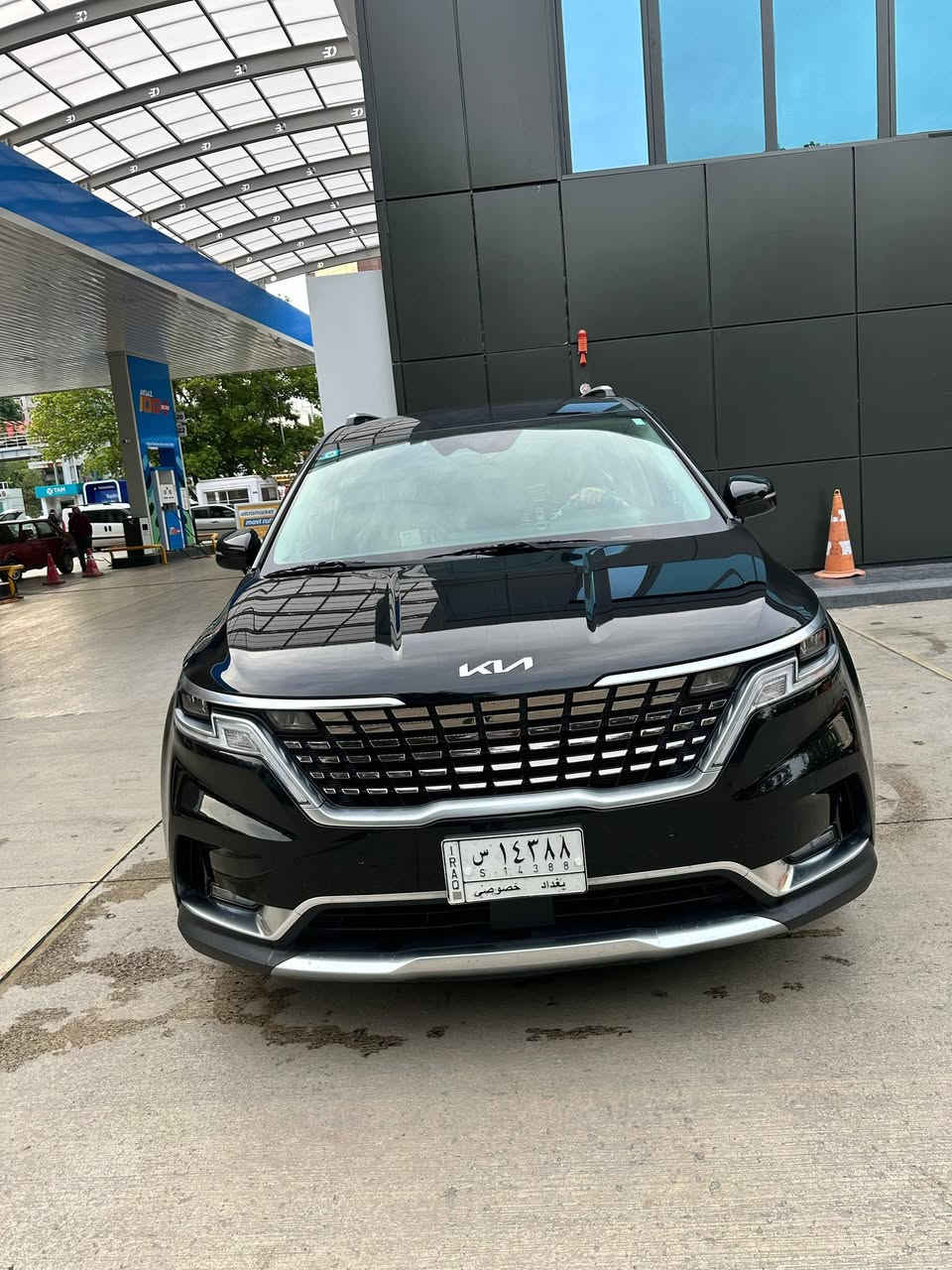 سلام عليكم
للبيع كيا كرنفال موديل 2022 وارد امريكي فول عدا فتحة الحادث تبديل قبق جنطة ودعامية الخلفية 
المواصفات معروفة مالتها السيارة كلش حلوة ومرتبة
السعر على رقم التواصل
***********
