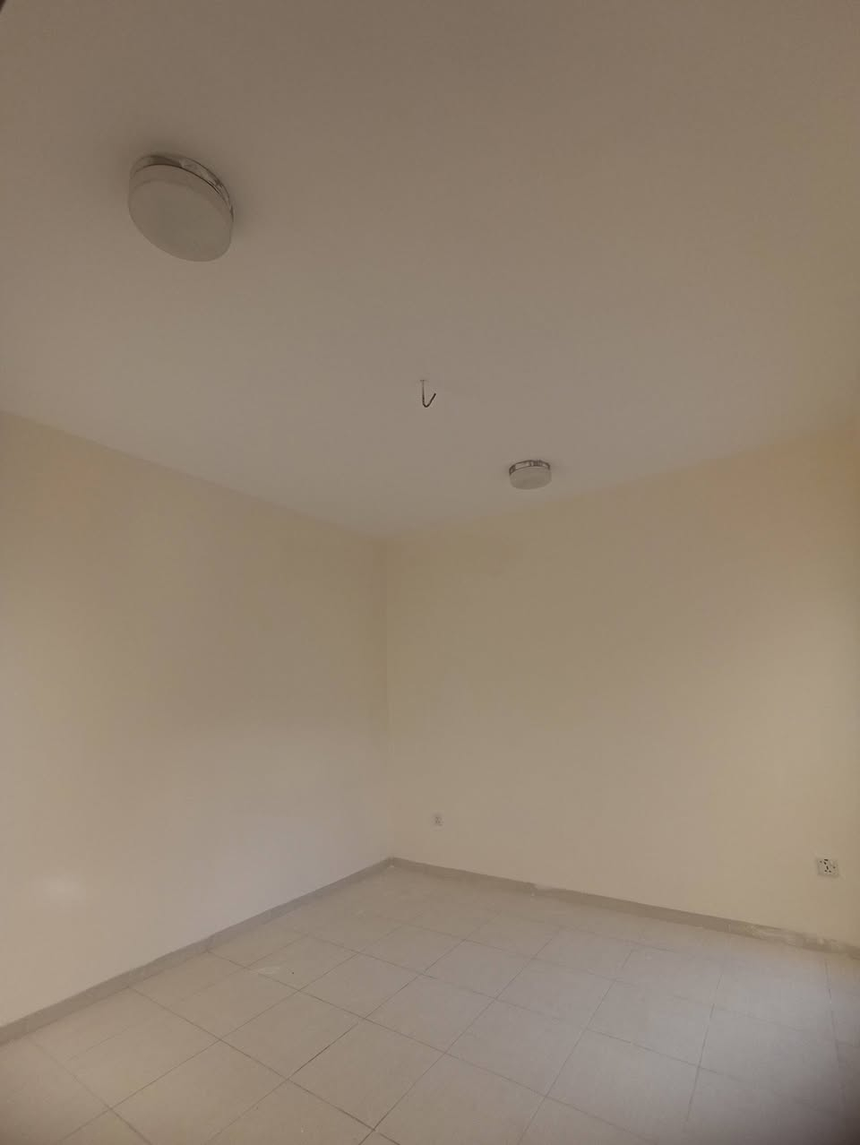 بیت للبیع في مجمع اتلانتیك ستی 
     غرف النوم 3 ، طابق 2 ، 200م 

 0750 817 1901 
***********
