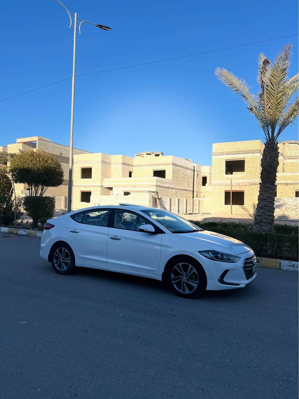 النترا 2017 وارد خليجي فول مواصفات السعر 135 وبيه مجال 
بيه مكانين صبغ بسيطات وناشر الصبغ ويه الصور سياره رقمه اربيل دولي سنويه ورقم جدد موجوده بنجف  *********** النجف, العراق
