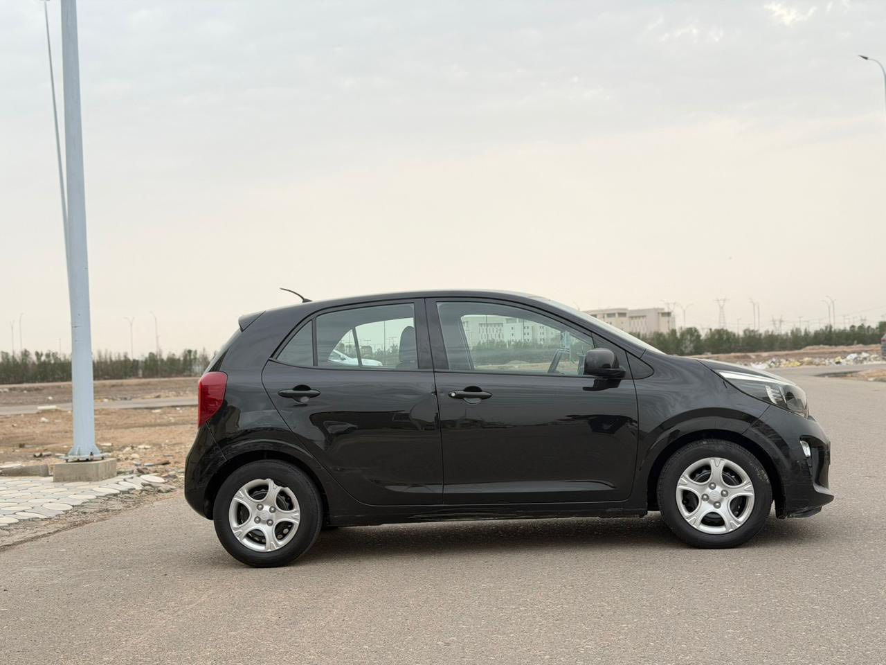 السلام عليكم
كيا بيكانتو 2020 
رقم بغداد بسمي سنويه ورقام وهزه جدد(مشروع وطني تتحول من بصره
. خليجي. محرك 1400 دوش. ماشيه 45 كيلو. شاشه كامره حساس تحكم ستيرن قطعه وحده صبغ.  جاهزه السياره تبريد كير محرك حداديه تايرات. 
مكاني بصره
شراي يخابر

***********
