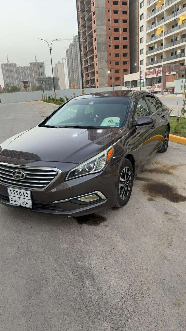 من رخصت الادمن سياره سونتا للبيع سونتا2016وارد امريكي رقمها سليمانيه مكفوله ومكينه مبدله وكيرر ممفتوح تبريد خير من الله السياره ماشيه 180كيلو متر حادثها باامريكا بيبان اثنين جهة السايق واحد مبدل واحد مصلح  وبالعراق جاملغ خلفي مصلح ومصبغ غير هاي الضربه مابيه يعني 3قطع دعاميات اطرافها مصبغ من الشخوط فقط اي نقص مابيه تايرات جدد دوشمه جديده صدر جديد سعرها125وبيه مجال موجود على الخاص وهذا رقمي ***********وبيه مجال خابرني وتشلع عيوني اذا شراي اتصل ✅
