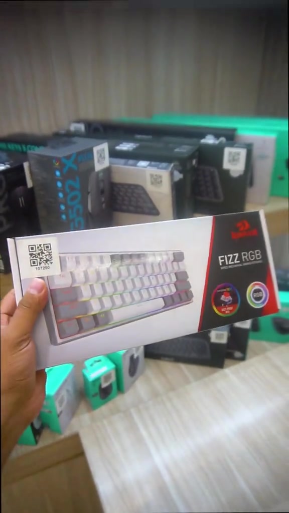 Redragon K617 Fizz 60% Mechanical Gaming Keyboard - Gray White توفر الان باقوى سعــر بالعراق  السعــر :- 40,000 دينار عراقــي  للطلب مباشر من الموقع الالكتروني , والدفع عند الاستلام, توصيل مجاني من خلال موقعنا الرسمي العالمية للحاسبات https://globaliraq.iq/ العراق بغداد\ شارع الصناعة - الجامعة التكنلوجية, داخل فرع النخلة (عامود رقم 14) تسللسل المبنى G   توصيل لكل محافظات العراق رابط المنتج :-https://globaliraq.iq/products/redragon-k617-fizz-60-mechanical-wired-tkl-red-switches-gaming-keyboard قسم اللابتـــــوب 7726224804 7726224809 7901805570 __ قسم الديسكتوب والتجميع 7726224806 7726224805 الشاشات والاكسسوارات *********** *********** __ رابط تحميل التطبيق للـ iPhone:  ‏https://apps.apple.com/us/app/qiyam-al-alamiya/id6757885531  رابط تحميل التطبيق للـ Android:  ‏https://appgallery.huawei.com/app/C116858345  رابط الموقع الإلكتروني: https://globaliraq.iq
