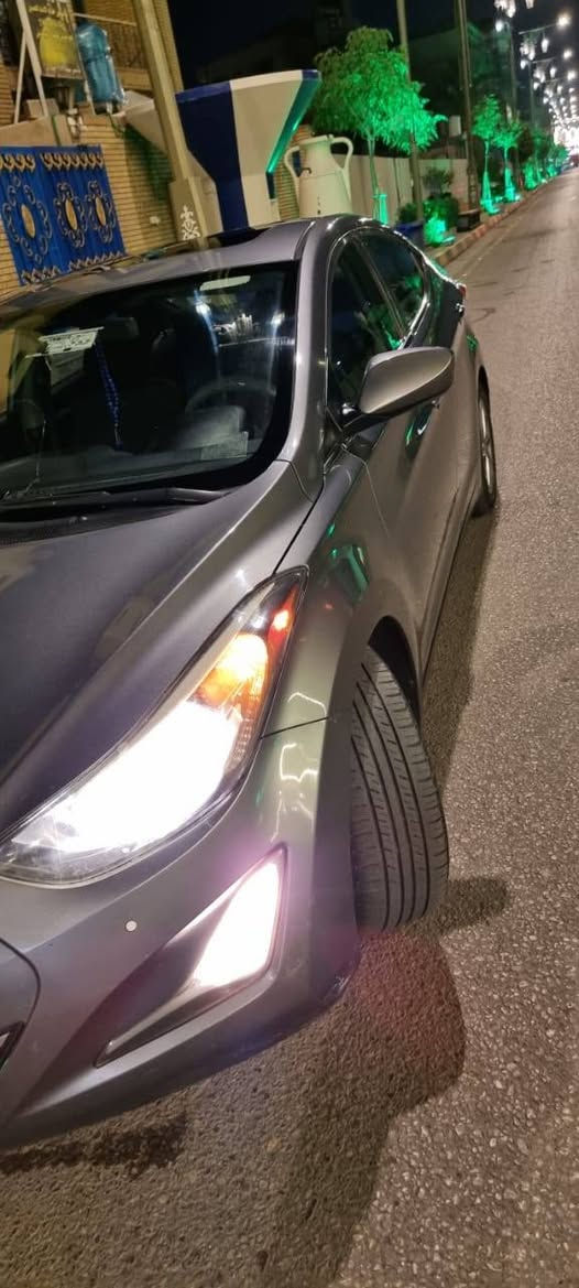 السلام عليكم
النترا وارد للبيع موديل ٢٠١٦ حادثه ب امريكا باب الصدر فقط مصبوغ كلير بدون معجون غيره صبغ ماكو بيه بارد قليل 
السياره ب اسمي سنويه لل ٢٩ وعشرين هزه بعده ما ساقطه 
رقم انكليزي بابل مواصفاتنه فول عدا الفتحه 
كشنات تدفئه 
٤ ويل كب فراشه
شاشه وكامره بلاد
ثلاث وضعيات قيادة 
تحكم جهتين 
فتحه سقف
تخم تاير جديد
ادامه كامله 
السعر ١١٨ وبيه مجال للشراي
***********
