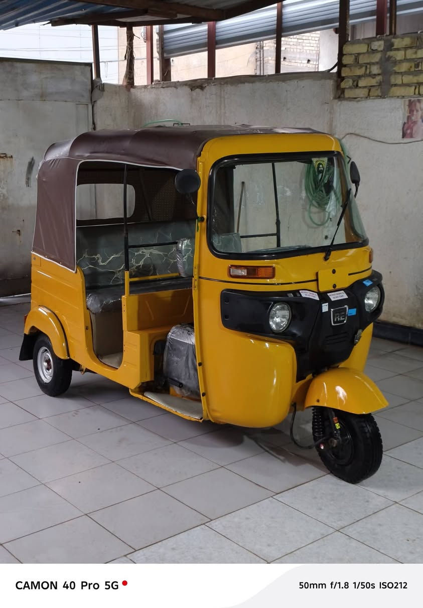 السلام عليكم تكتك للبيع مديل ٢٠ كالعه بل واحد و٢١ تكتك معمره تعمير كامل برغي نغص مابيها رقم وسنويه مداور ثاني يوم بيها ضربه بصف البكلايت مصبوغه جماليه معمره تعمير حلو السعر ٦ و٢٠ وبيها مجال ***********
