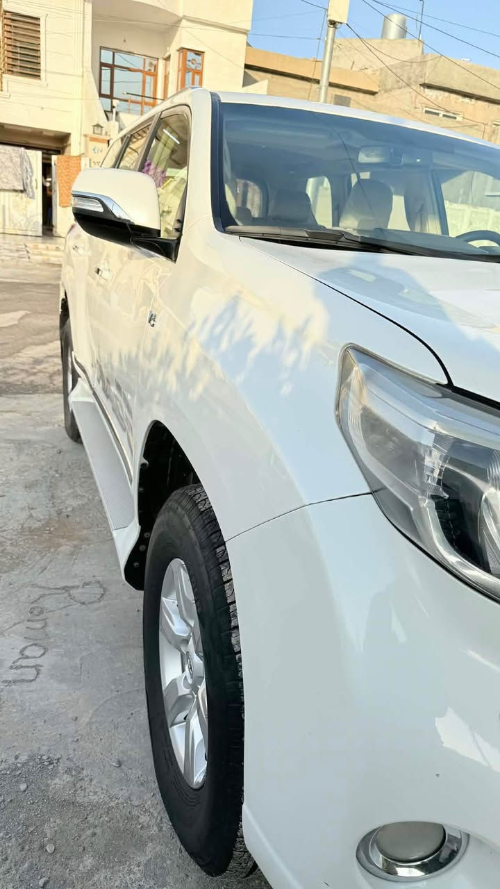 پرادو 2014VX
V6 فول موصفات 
٢ پارچه ي صبوخه به بي ژوري بي ليدران
١٢٧ هه زار رويشتوه
*********** أربيل, العراق
