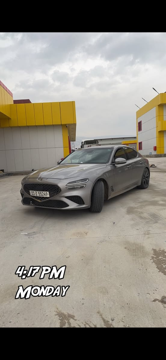 للبيع
GENESIS/G70 /2023 PRESTAGE
2.0T
الممشى : 30000
المواصفات:  
. بانوراما 
• كشنات تدفئة  

• تدفئة المقود  

• وضعيات قيادة (Eco / Comfort / Sport / Sport+ / Custom)  

• Auto Hold  

• داخلية جلد أسود مطرز ب احمر فخم  

• شاشة وسطية كبيرة  

• عدادات ديجيتال  

• رادارات (أمامي + خلفي + جانبي)  

• كشنات كهرباء  

• نظام الحفاظ على المسار  

• مثبت سرعة تفاعلي  

• قيادة شبه ذاتية  

• دخول ذكي + إنارة ترحيبية  

• إضاءة مرايا ترحيبية  

• لايت LED أمامي وخلفي  

الحالة:  

• حادث خفيف
بيبان عدد 2 كلير فقط بدون دواخل بدون 
ايرباك + 3 مكانات بارد
سيارة اي نقص مابيها تايرات جدد شادلها وعليها شوتة رياضية 
 العنوان : بغداد 
السعر 205 

للتواصل : ***********

