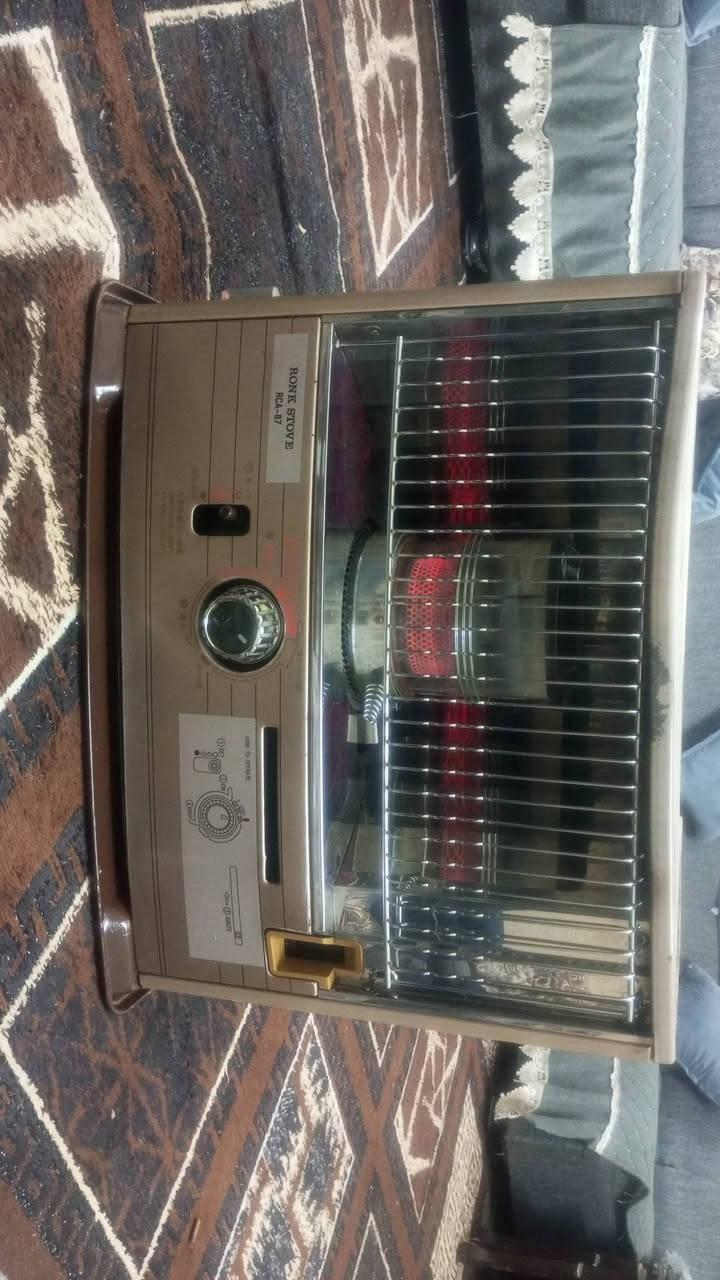 صوبه يباني اصليه شرط الفتيلا الأصلي مابيها كسر او اطلع ريحه او دخان نضيفه السعر 75ان ***********
