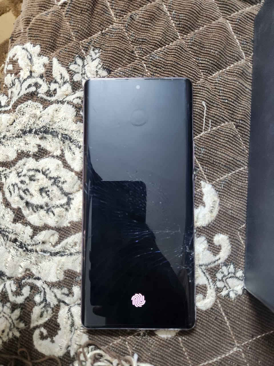 انفنكس زيرو 40 ذاكرة512 رام16 فقط مفطرة الكلاس لمس شغال ما مأثر مكاني كمالية *********** الباقي مابيه كل نقص بغداد, العراق
