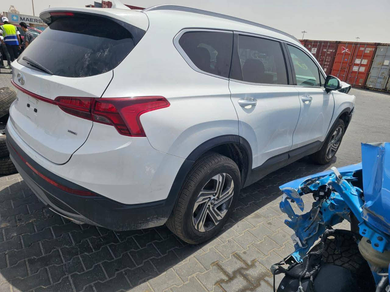 السلام عليكم
سنتافي موديل 23 مكينة 2500 حادث خفيف مرفق بالمنشور 

سعرها 205 وبيها مجال قليل بدون رقم تترقم جميع المحافظات 

مكاني بسماوة


**إذا كنت صاحب هذا الإعلان وتريد حذفه لأي سبب، رجاءا أرسل رسالة إلى الدعم الفني**