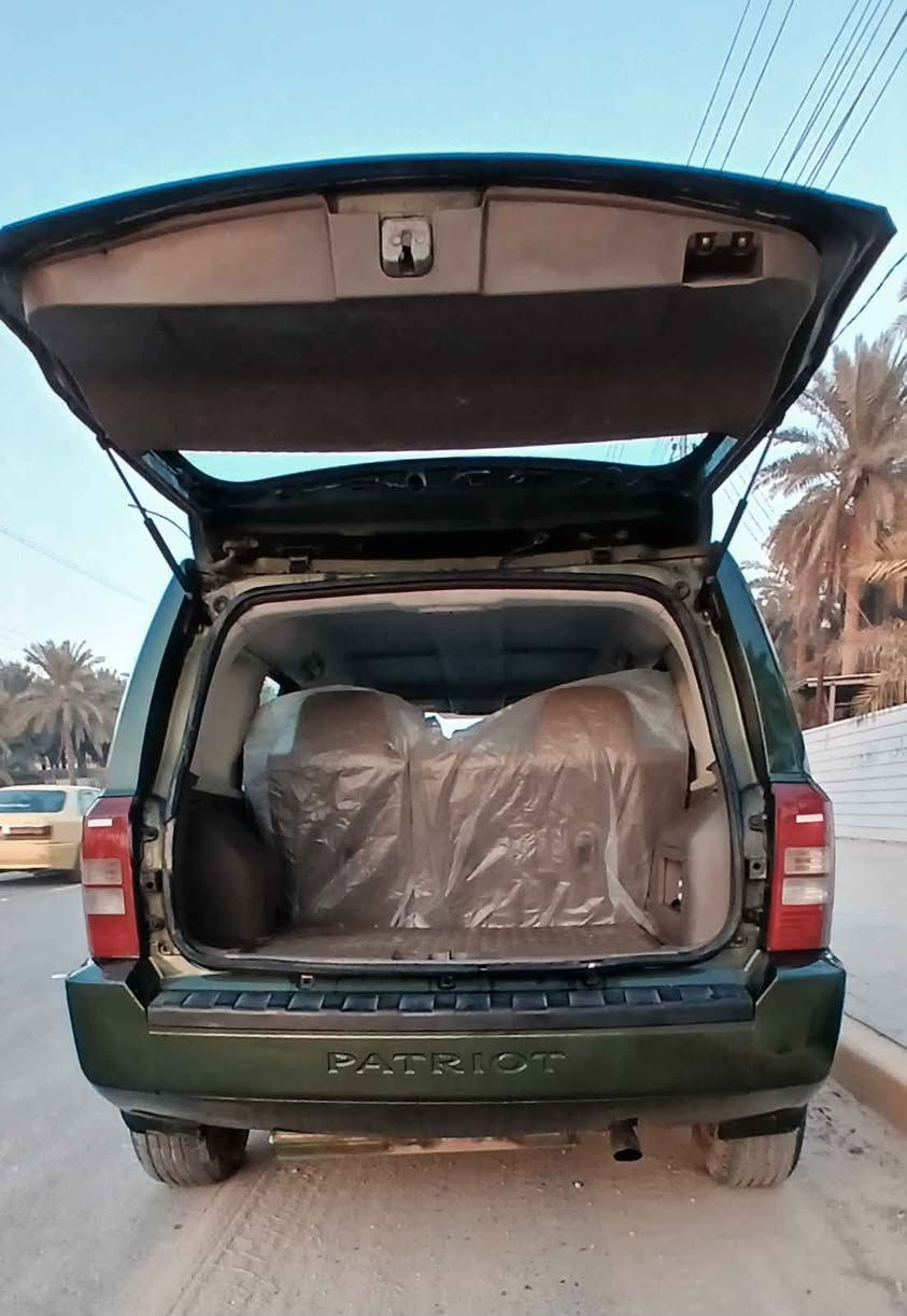 *السلام عليكم
جيب باتريوت 2007 للبيع
رقم بغداد انكليزي باسمي
سنوية وهزة جديدة 
كير ومحرك مكفولات 
تبريد ثلج ❄️
كامرة وشاشة اندرويد 
تخم تاير وباتري جديد 
حادثها جاملغ صفحة السايق وشوية من البنيد 
مصبوغة حزام للجمالية 
مكان السيارة بغداد او كربلاء 
السعر 78 $ 
للاتصال *********** بغداد, العراق
